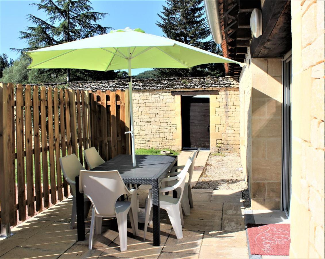 Le Clos Des Rives Saint-Vincent-de-Cosse Exterior photo